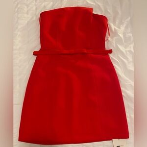 Stunning Red Strapless Dress - New with Tags! ❤️✨